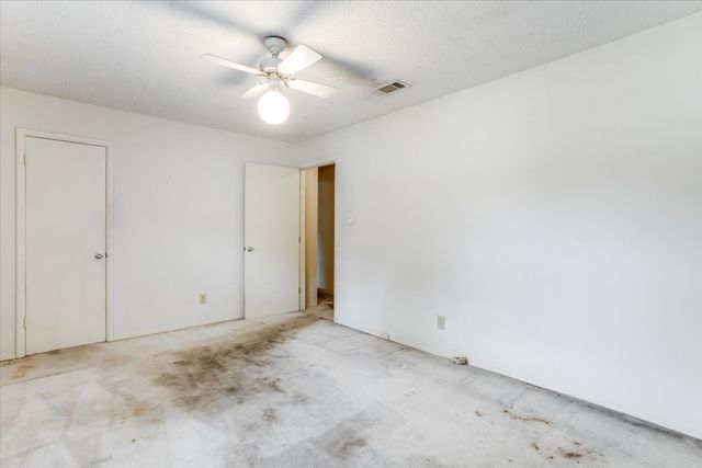 1706 Stagecoach Drive, Pantego, TX 76013
