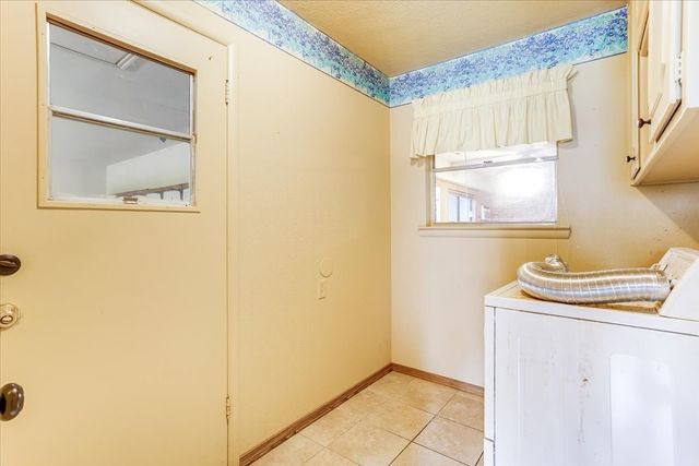 1706 Stagecoach Drive, Pantego, TX 76013