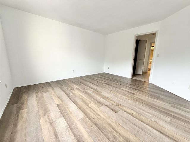 2203 S Huron Parkway 4, Ann Arbor, MI 48104