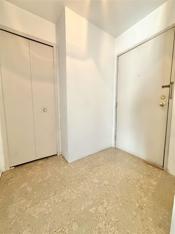 2203 S Huron Parkway 4, Ann Arbor, MI 48104