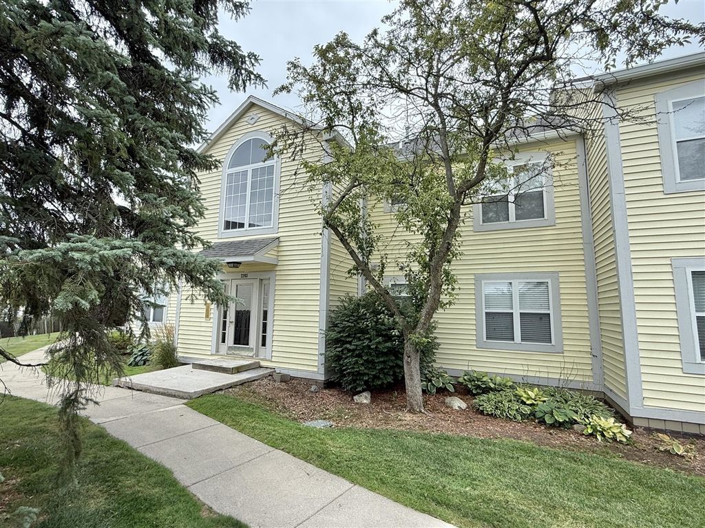 2203 S Huron Parkway 4, Ann Arbor, MI 48104