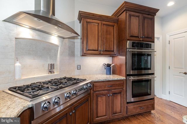 1273 SKYVIEW COURT, Mechanicsburg, PA 17050