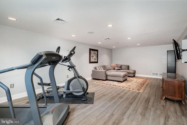 1273 SKYVIEW COURT, Mechanicsburg, PA 17050