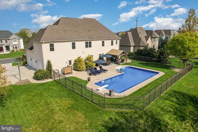 1273 SKYVIEW COURT, Mechanicsburg, PA 17050