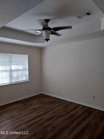 1009 Magnolia Street, Ocean Springs, MS 39564