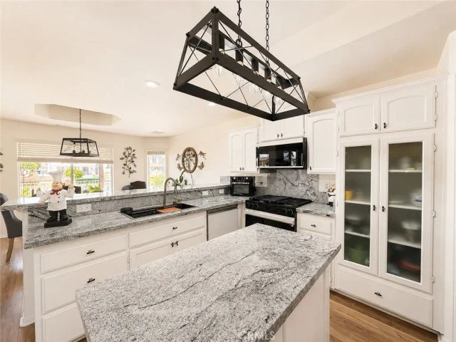 14576 Mast Lane, Helendale, CA 92342