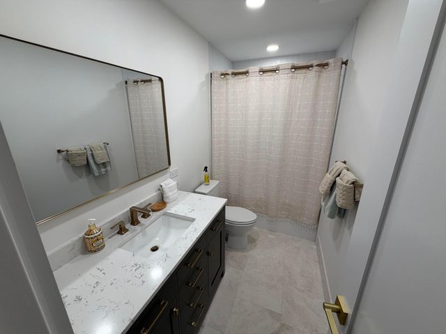 1410 SE 12TH Avenue, Deerfield Beach, FL 33441