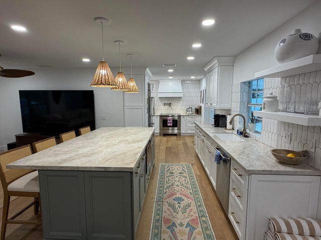 1410 SE 12TH Avenue, Deerfield Beach, FL 33441