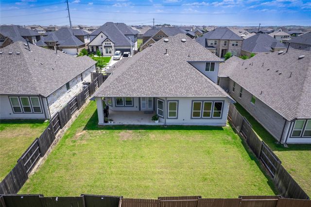 595 Wild Pecan LOOP, Buda, TX 78610