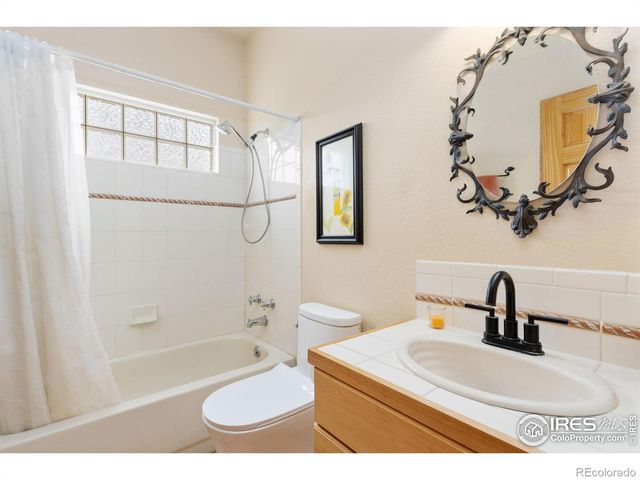 98 Deadhorse Mountain Court, Livermore, CO 80536