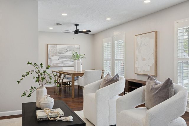 5422 Golf Drive, Houston, TX 77091