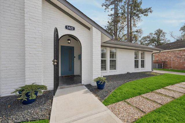 5422 Golf Drive, Houston, TX 77091