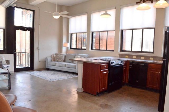 1535 Walnut Street 301, Kansas City, MO 64108