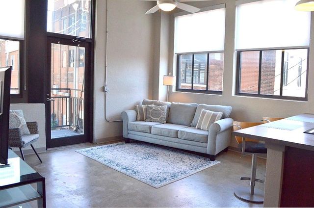 1535 Walnut Street 301, Kansas City, MO 64108