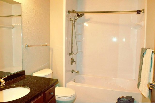 1535 Walnut Street 301, Kansas City, MO 64108