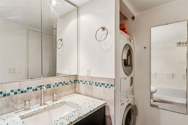 1975 W BAY DRIVE 312, Largo, FL 33770