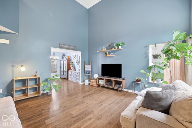 6489 Enclave Court, Greenwood, IN 46143