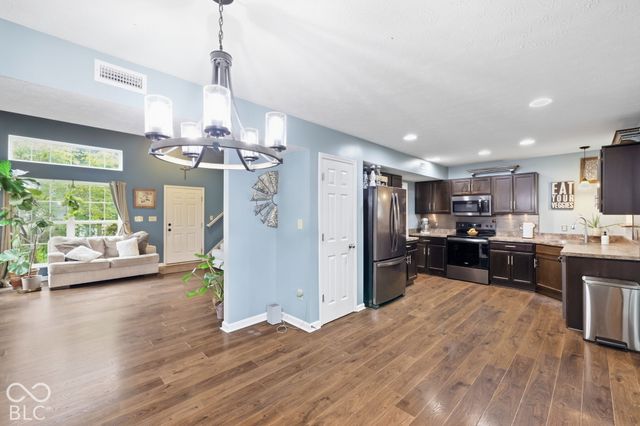 6489 Enclave Court, Greenwood, IN 46143