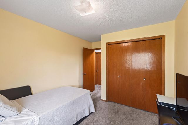 3060 109th Lane NW 8, Coon Rapids, MN 55433