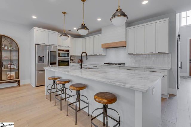 24 Hawkins Road, Greenville, SC 29615