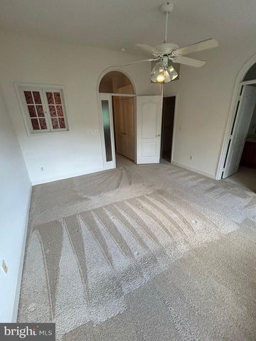 3945 VALLEY RIDGE DR, Fairfax, VA 22033