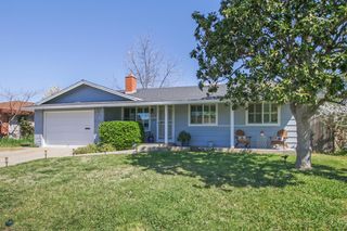 2405 Coolidge Way, Rancho Cordova, CA 95670