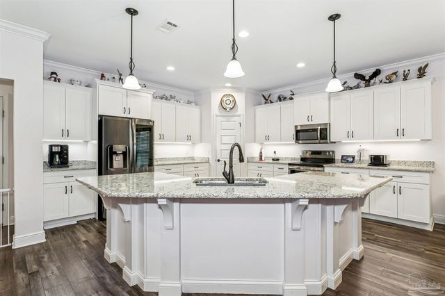 605 Wild Heron Way, Pensacola, FL 32506
