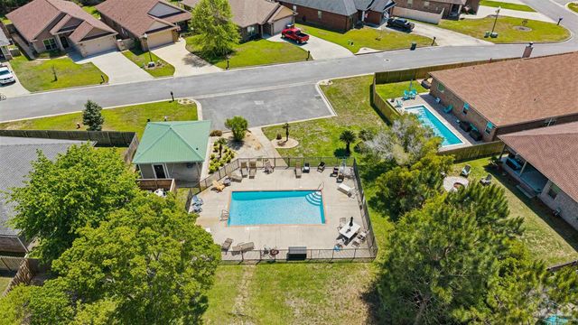 605 Wild Heron Way, Pensacola, FL 32506