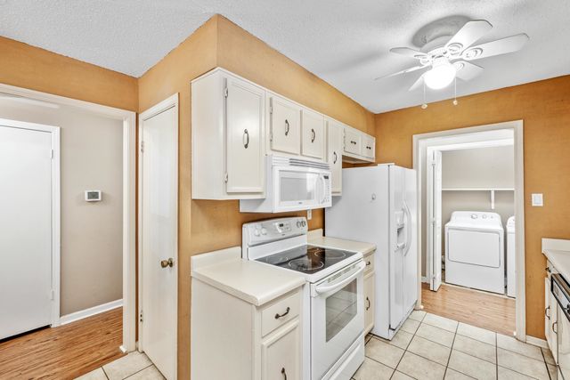 3218 SYCAMORE VIEW DR, Bartlett, TN 38134