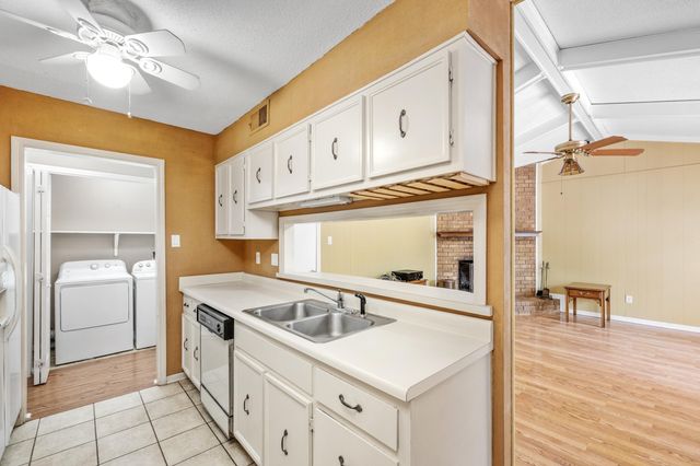 3218 SYCAMORE VIEW DR, Bartlett, TN 38134