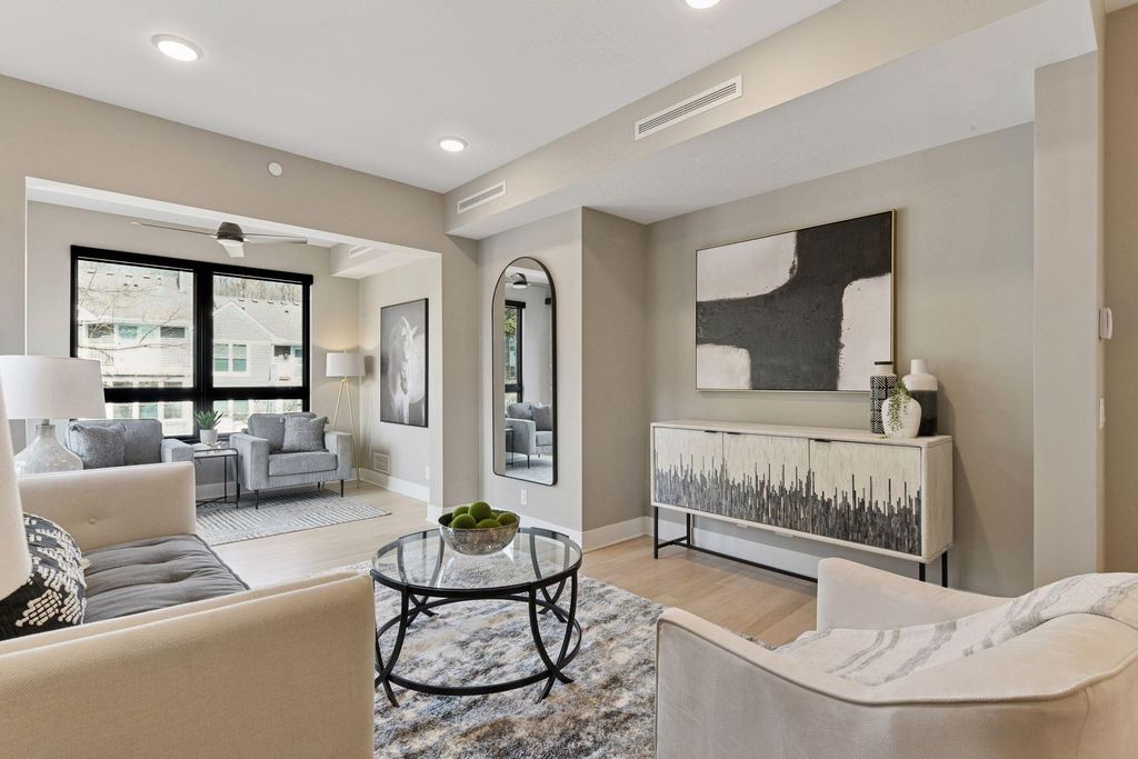 222 Ferndale Road S 208, Wayzata, MN 55391 — exterior