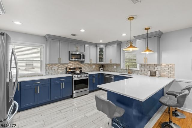 689 Gates Ter, Union Twp., NJ 07083