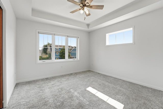 233 Greenway Circle, Deerfield, WI 53531