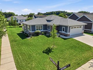 233 Greenway Circle, Deerfield, WI 53531