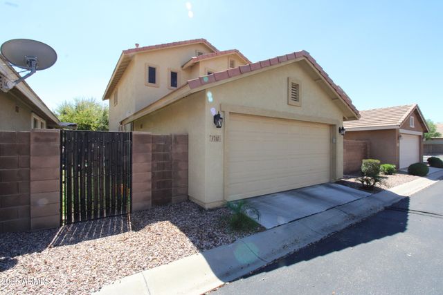 3710 E WAITE Lane, Gilbert, AZ 85295