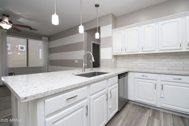 3710 E WAITE Lane, Gilbert, AZ 85295