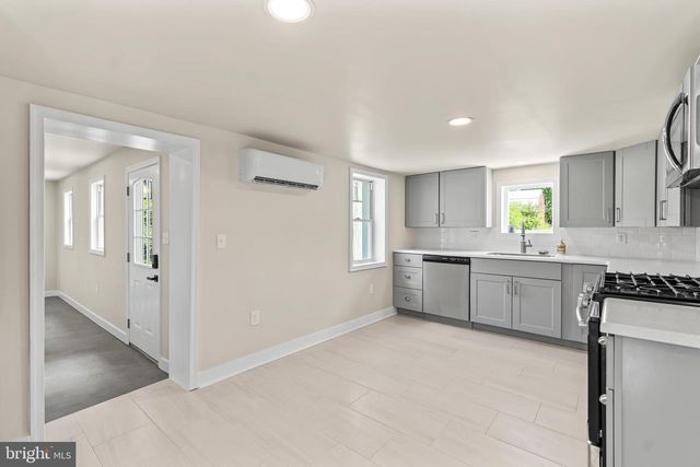 102 W ANTIETAM ST, Sharpsburg, MD 21782