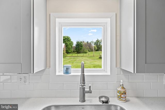 102 W ANTIETAM ST, Sharpsburg, MD 21782