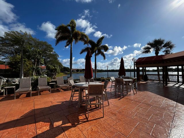 1102 Republic Court, Deerfield Beach, FL 33442