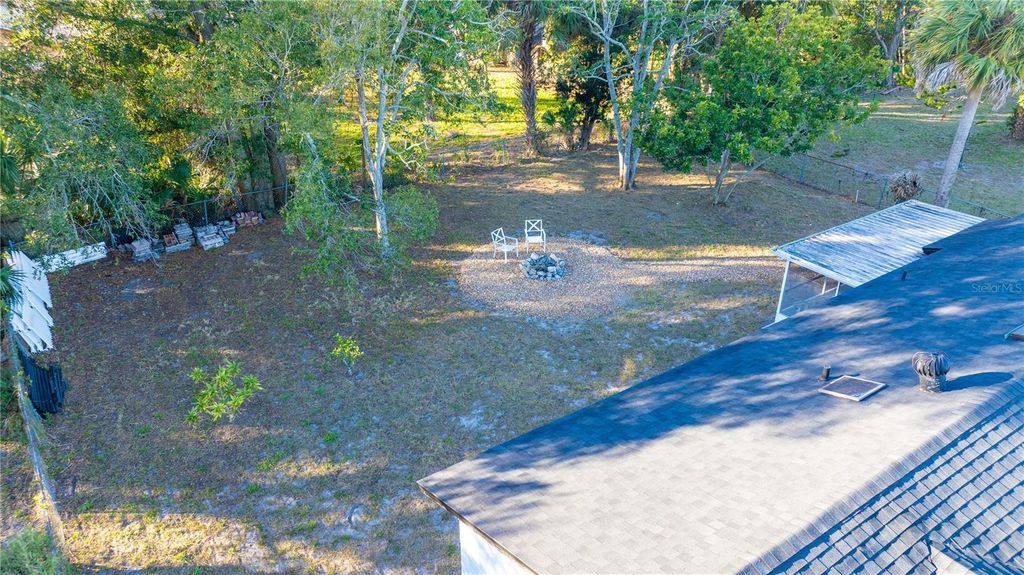 Image 9 of property listing at 4612 CHATEAU ROAD, Orlando, FL 32808