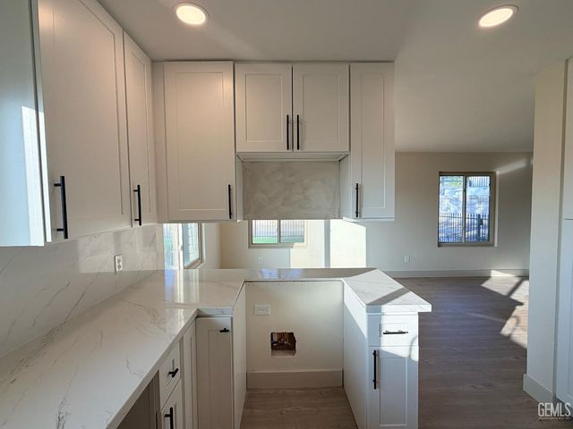 5820 Patton Way, Bakersfield, CA 93308