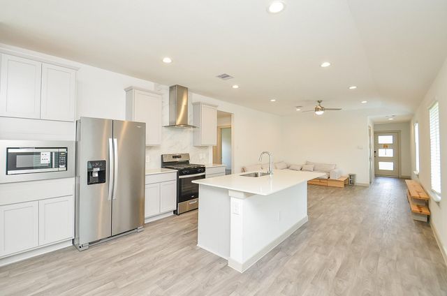2804 Wingmore Lane, Houston, TX 77047