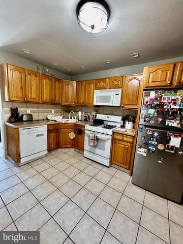 4356 EDGEMONT ST, Philadelphia, PA 19137