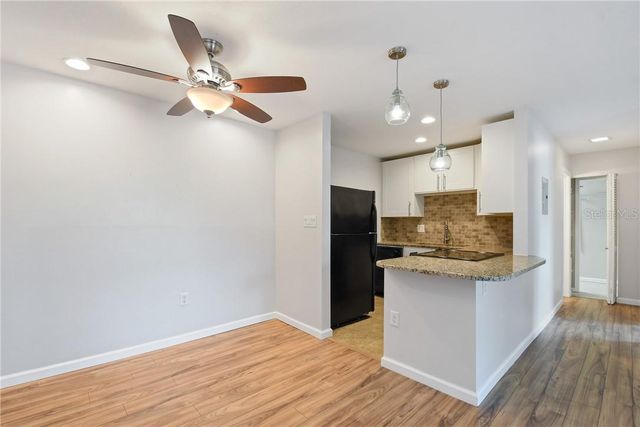 136 W AMERICA STREET 34, Orlando, FL 32801