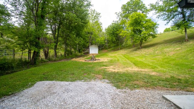 1445 River Road, New Market, TN 37820
