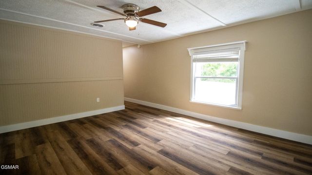 1445 River Road, New Market, TN 37820
