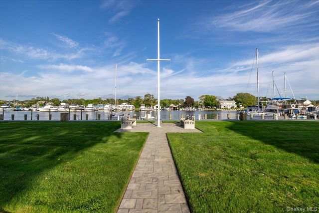 263 River Avenue 19, Patchogue, NY 11772