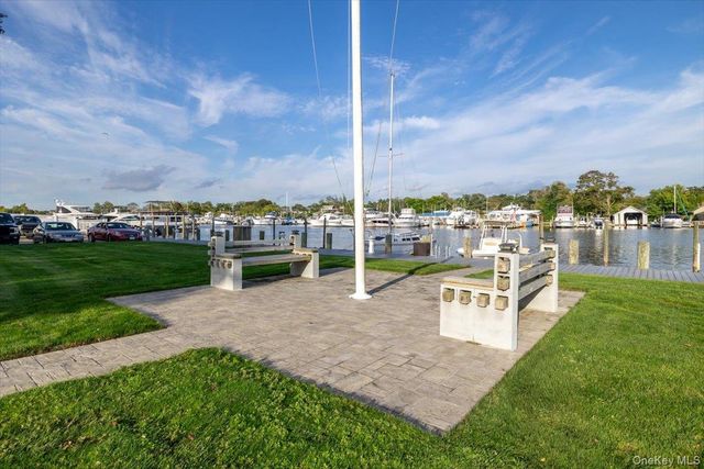 263 River Avenue 19, Patchogue, NY 11772