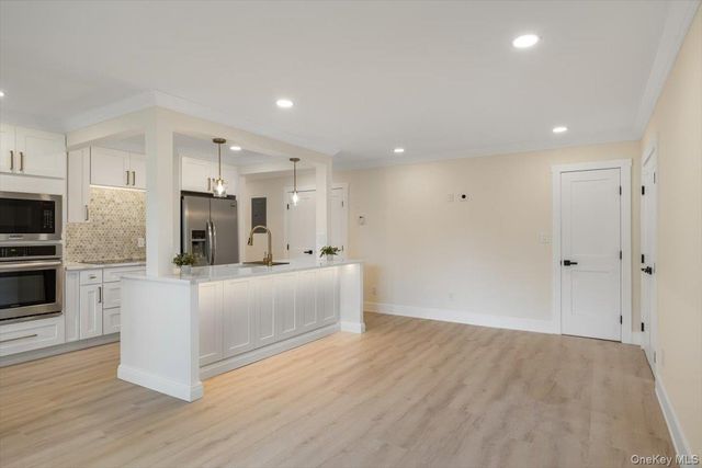 263 River Avenue 19, Patchogue, NY 11772