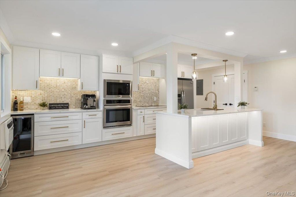 263 River Avenue 19, Patchogue, NY 11772